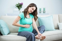 Stretching the Feet May Help to Diminish Foot Pain from Pregnancy